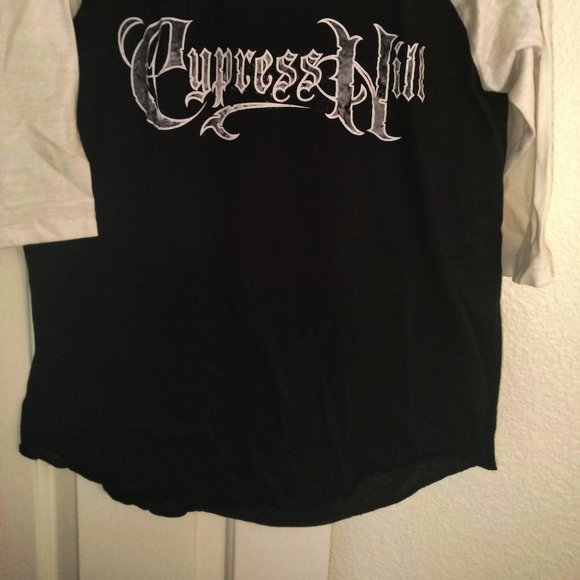 CYPRESS HILL CONCERT TOUR SHIRT SKULL AND BONES - Picture 6 of 6